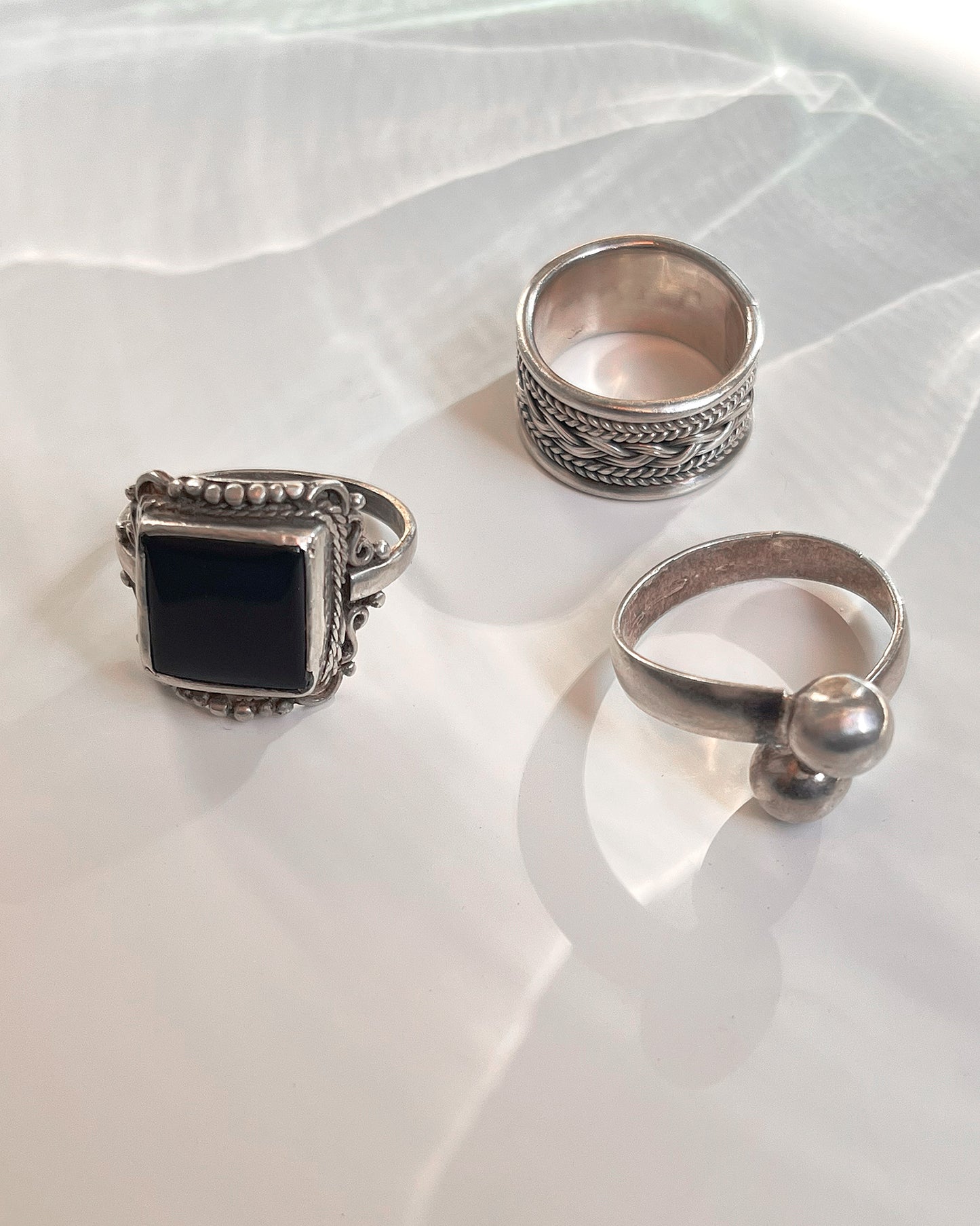 Vintage silver and onyx ring SZ 7 1/2